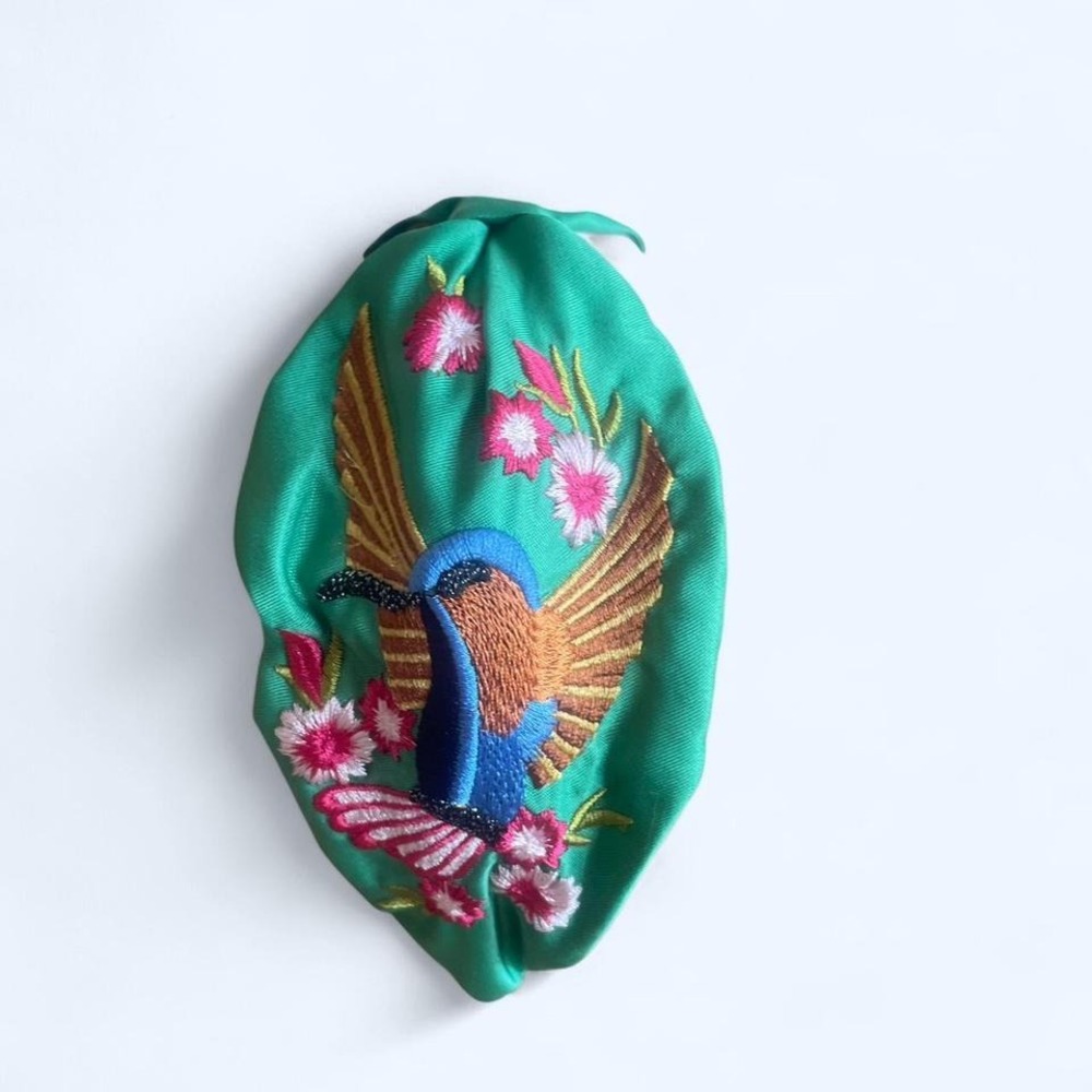 Green bird embroidered boho headband - Picture 5 of 7